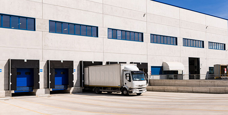 illustration-plateforme-logistique Fluidifier ses flux logistiques grâce aux plateformes logistiques