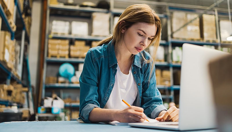 erp-logistique-illustration-article Qu’est-ce qu’un ERP Logistique ? Définition, fonctionnement et avantages